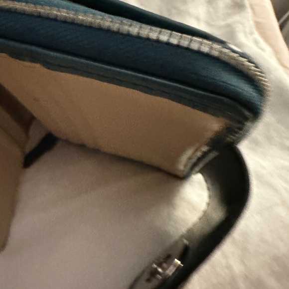 Women’s Coach wallet patent leather teal . Outside excellent, pealing.inside - Picture 12 of 16